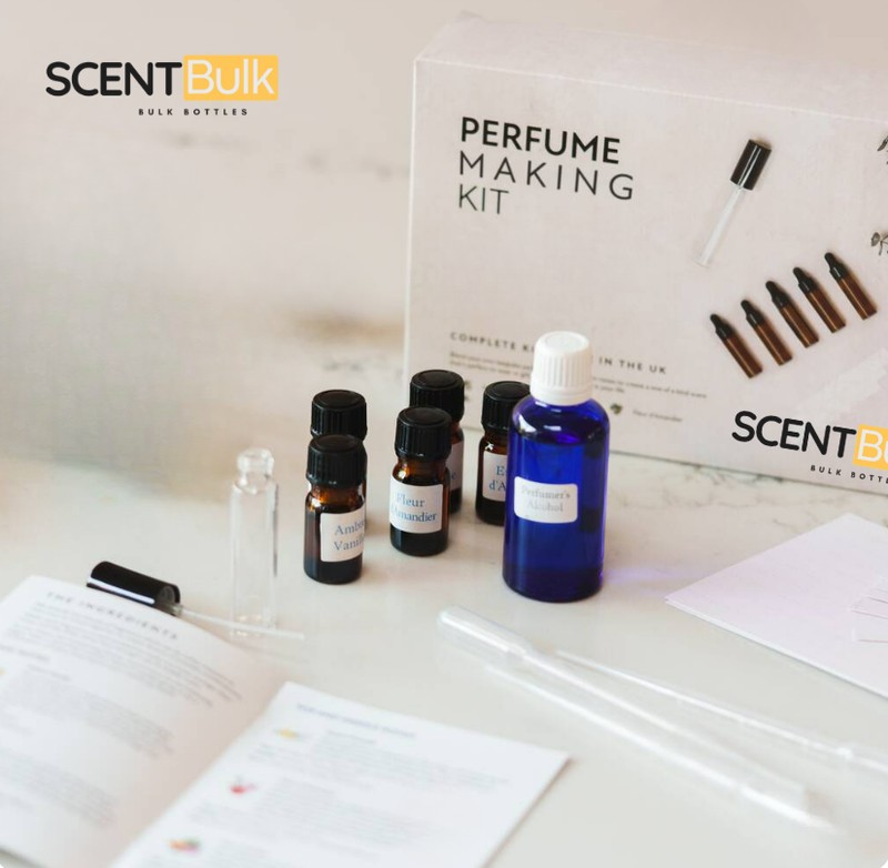 Perfume Making Kit by Scentbulk – Create Your Own Signature Perfume with 40 Perfume Bottles + 10 X testers & 5 X 100ml Perfume Oils